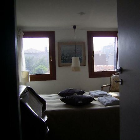 Dorsoduro461 Bed & Breakfast Венеция Екстериор снимка