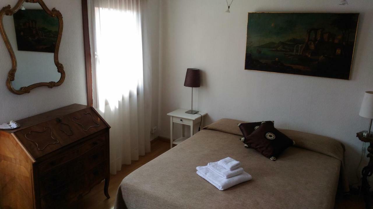 Dorsoduro461 Bed & Breakfast Венеция Екстериор снимка